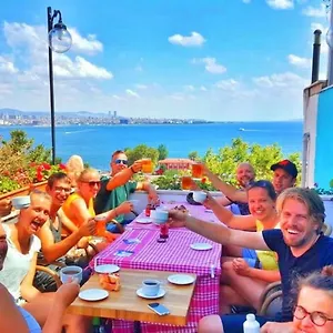  Hostel Cheers Vintage Turkey